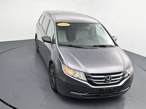 Used 2016 Honda Odyssey LX image 18