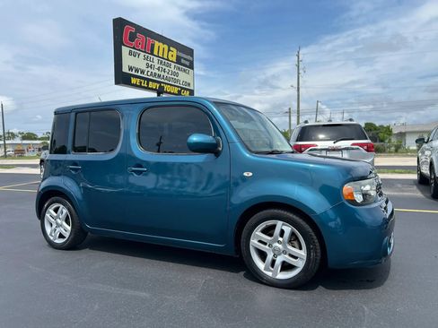 Used 2014 Nissan Cube 1.8 SL w/ SL Preferred Package FWD image 2