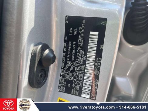 Used 2015 Toyota Highlander XLE AWD/4WD image 22
