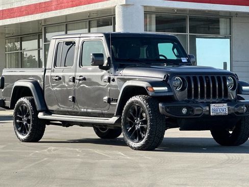 Used 2021 Jeep Gladiator Overland image 8