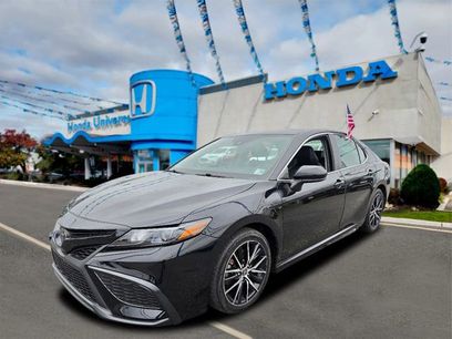 Used 2021 Toyota Camry SE
