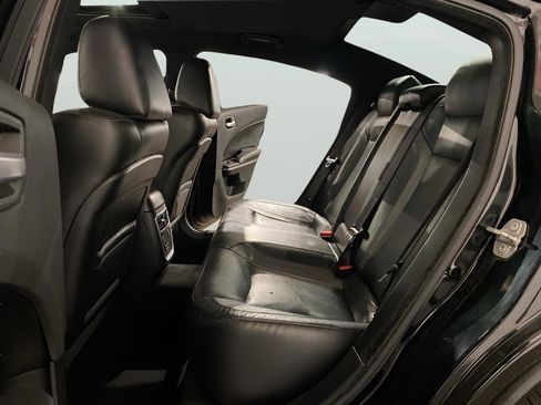 Used 2019 Dodge Charger SXT w/ Leather Interior Group image 10