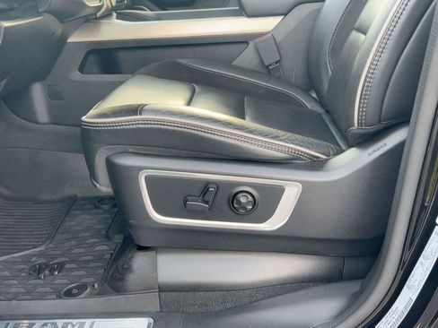 Used 2020 RAM 1500 Laramie image 12