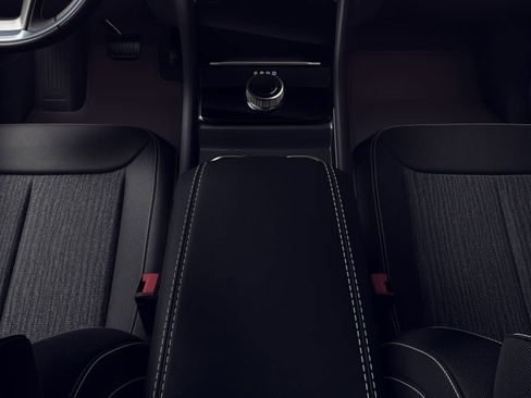 New 2026 Jeep Grand Cherokee Laredo X image 4