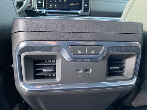 New 2026 GMC Sierra 1500 SLT w/ SLT Premium Package AWD/4WD image 28
