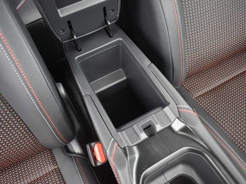 New 2026 Nissan Kicks SR w/ Cold Weather Package image 24