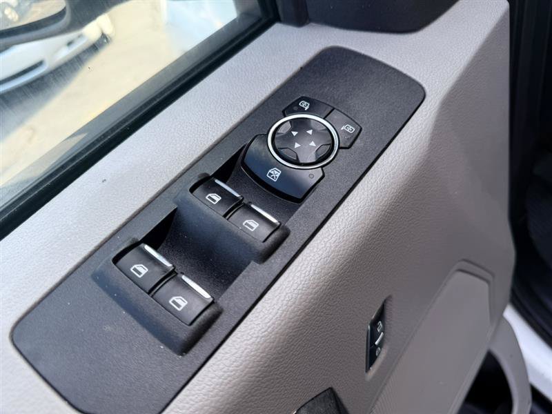Used 2017 Ford F250 XL w/ Power Equipment Group AWD/4WD image 21