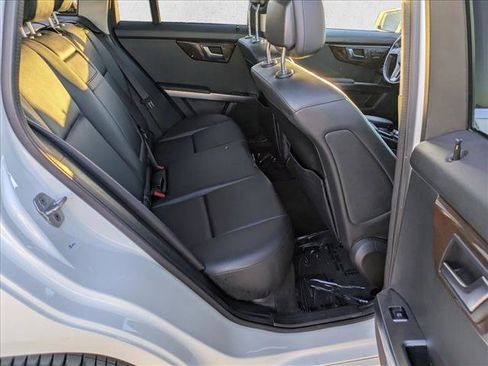 Used 2014 Mercedes-Benz GLK 350 2WD image 17