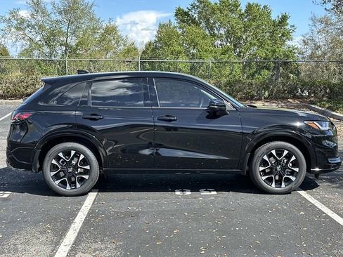 New 2026 Honda HR-V EX-L image 2