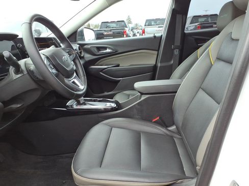Certified 2024 Chevrolet Trax ACTIV image 16