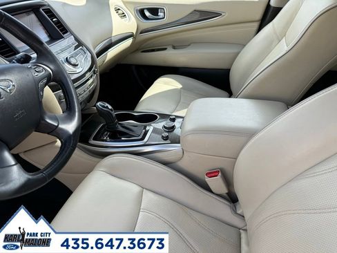 Used 2019 INFINITI QX60 Luxe w/ Essential Package FWD image 23