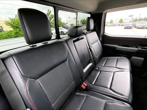 Used 2024 Ford F250 Lariat w/ Lariat Ultimate Package AWD/4WD image 18