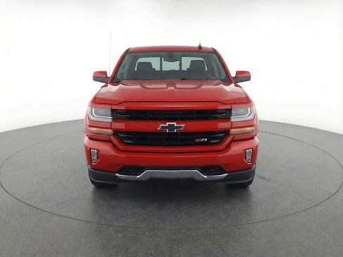 Used 2018 Chevrolet Silverado 1500 LT w/ All Star Edition image 5