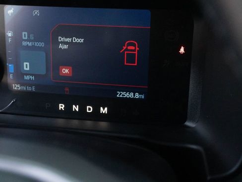 Used 2023 Ford Bronco Wildtrak AWD/4WD image 29