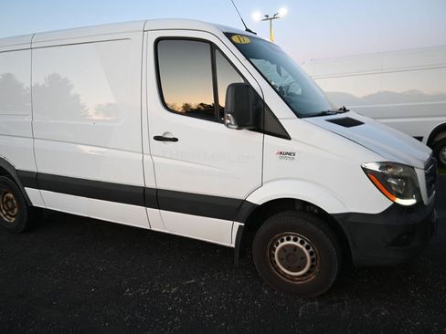 Used 2017 Mercedes-Benz Sprinter 144 Cargo image 3