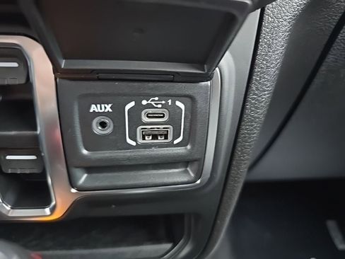 New 2026 Jeep Gladiator Sport image 30