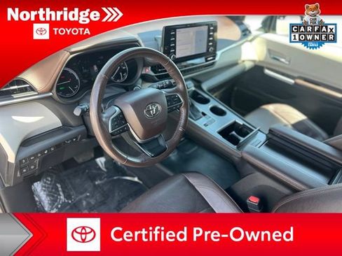 Certified 2024 Toyota Sienna Platinum FWD image 13