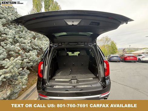 Used 2025 GMC Yukon XL Denali AWD/4WD image 36