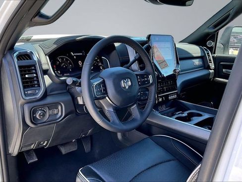 New 2026 RAM 3500 Laramie AWD/4WD image 4