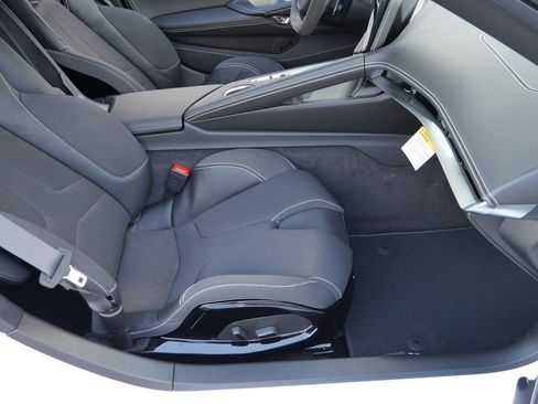 New 2026 Chevrolet Corvette Stingray Convertible w/ Z51 Performance Package RWD image 20