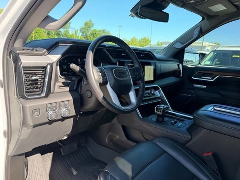 Used 2022 GMC Sierra 1500 Denali AWD/4WD image 9