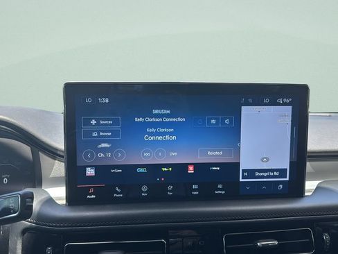 Used 2023 Lincoln Nautilus AWD w/ Premium Package image 11
