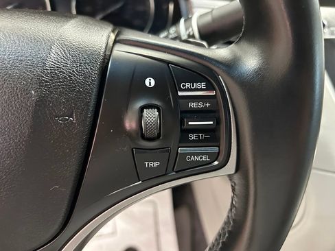 Used 2014 Acura RLX w/ Technology Package FWD image 10