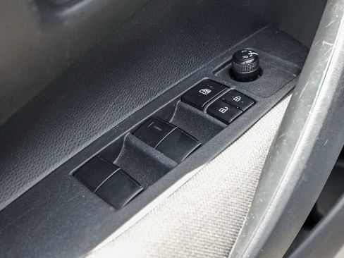Used 2024 Toyota Corolla LE FWD image 15