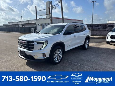 Used 2024 GMC Acadia Elevation w/ Luxury Package FWD image 1