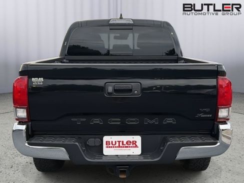 Certified 2021 Toyota Tacoma SR5 RWD image 5