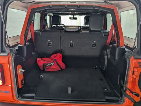 Used 2023 Jeep Wrangler Unlimited Rubicon 4xe AWD/4WD image 26