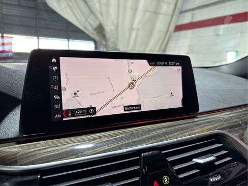 Used 2019 BMW 530i xDrive w/ M Sport Package image 23