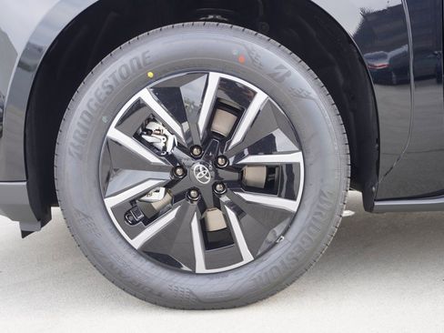 New 2026 Toyota bZ XLE image 19