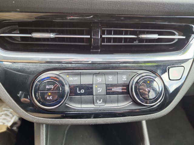 Used 2025 Buick Envista Sport Touring FWD image 13