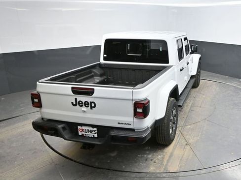New 2026 Jeep Gladiator Sport image 35