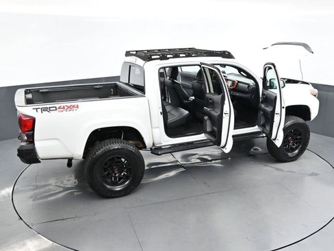 Used 2019 Toyota Tacoma TRD Sport image 37