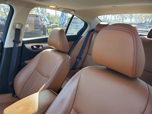 Used 2024 INFINITI Q50 Luxe w/ Cargo Package image 16