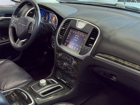 Used 2016 Chrysler 300 C w/ Safetytec Plus Group image 17