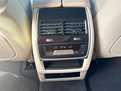 Used 2022 BMW X5 xDrive45e w/ M Sport Package image 25