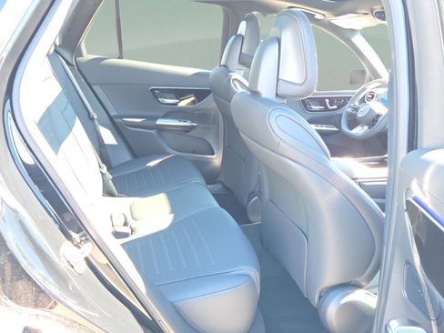New 2026 Mercedes-Benz GLC 300 image 15