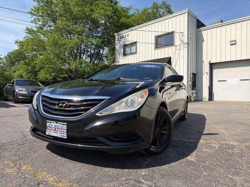Used 2011 Hyundai Sonata GLS w/ Popular Equipment Pkg 2 FWD image 1