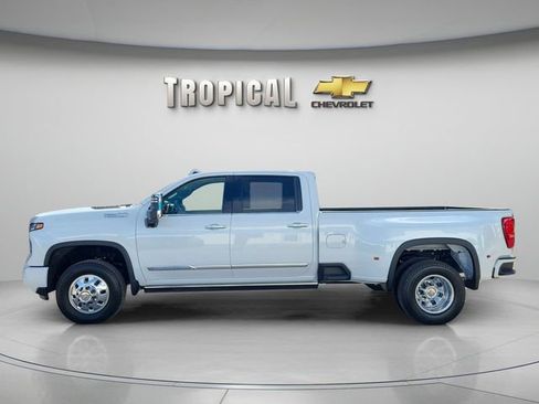 New 2026 Chevrolet Silverado 3500 High Country w/ Technology Package image 2