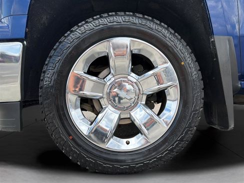 Used 2014 Chevrolet Silverado 1500 LTZ Z71 w/ LTZ Plus Package AWD/4WD image 30