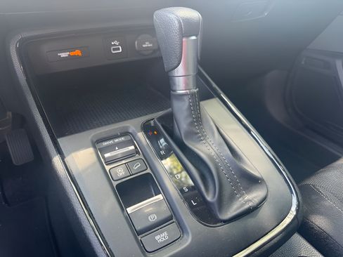 Certified 2024 Honda CR-V LX image 39