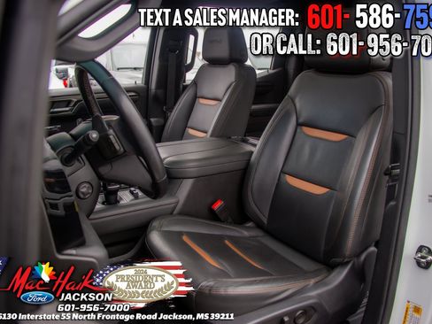 Used 2023 GMC Sierra 1500 AT4 w/ AT4 Premium Package image 8