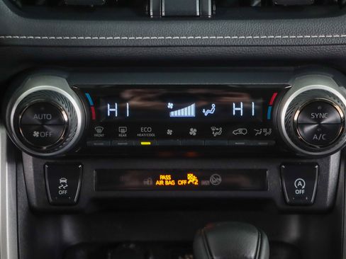 Used 2024 Toyota RAV4 XLE image 20