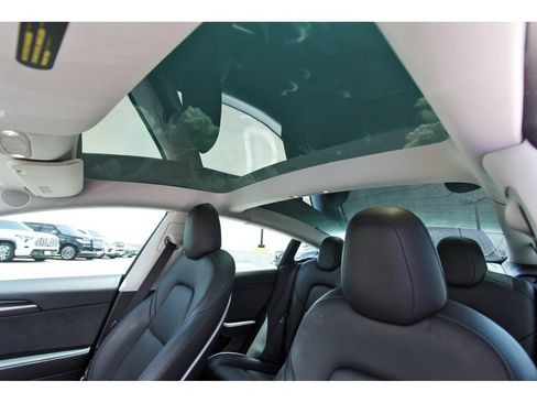 Used 2021 Tesla Model 3 Long Range AWD/4WD image 25