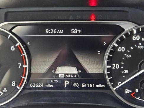 Used 2024 Nissan Rogue SV image 10