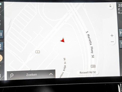 Used 2025 Land Rover Range Rover Sport SE image 25