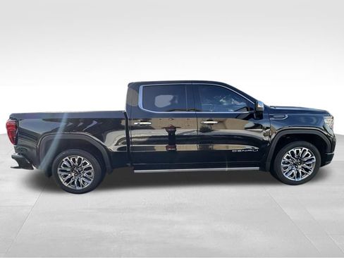 Used 2025 GMC Sierra 1500 Denali Ultimate AWD/4WD image 6